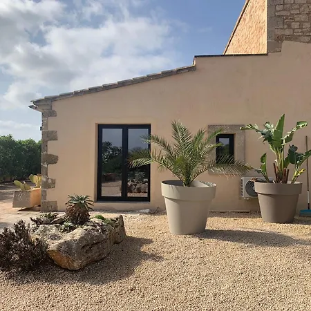 Mallorca 19 Km Montuiri Gallo Negro Santanyi Gesamte Social Media Villa *